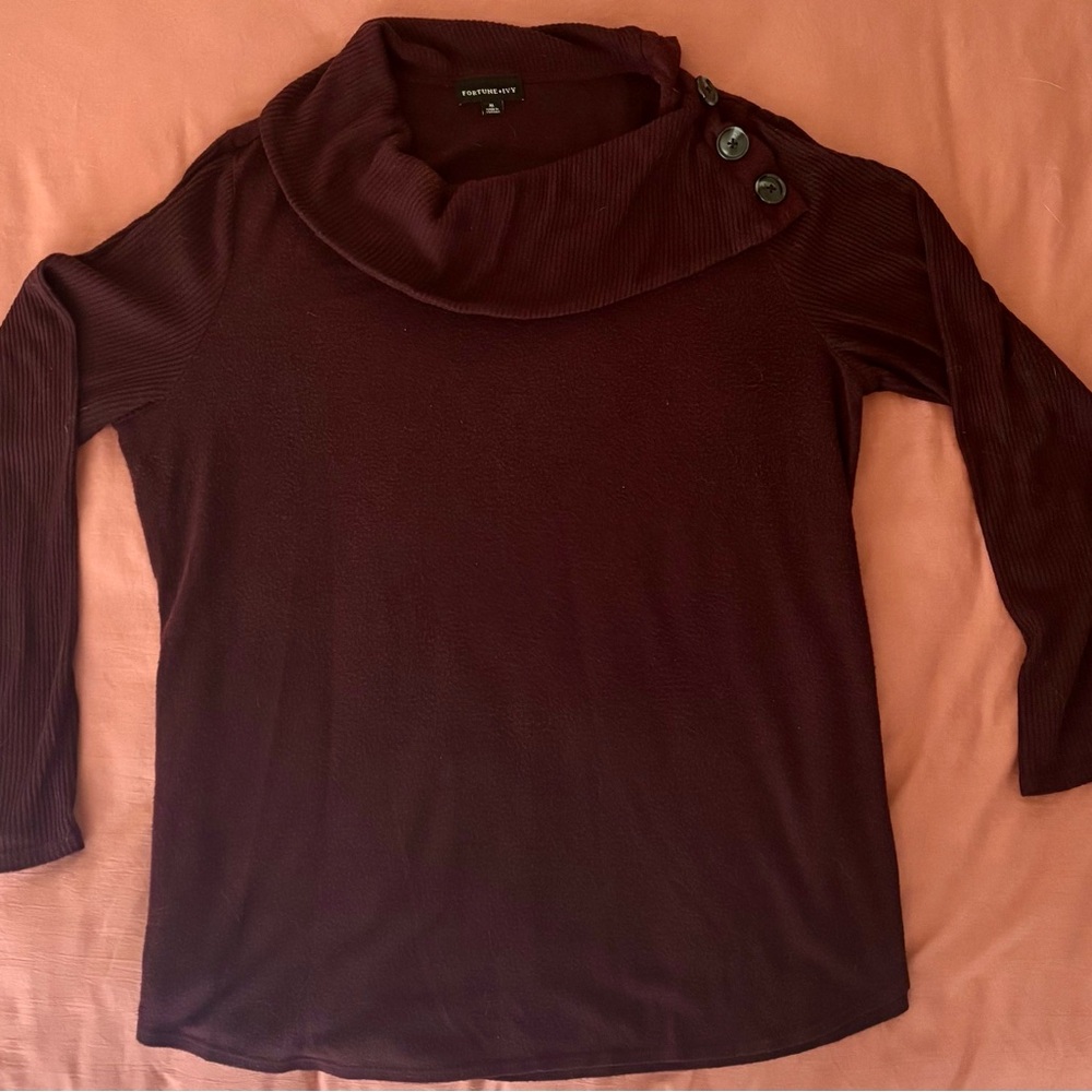 Fortune & Ivy light knit top. Dress it up or down for any occasion.